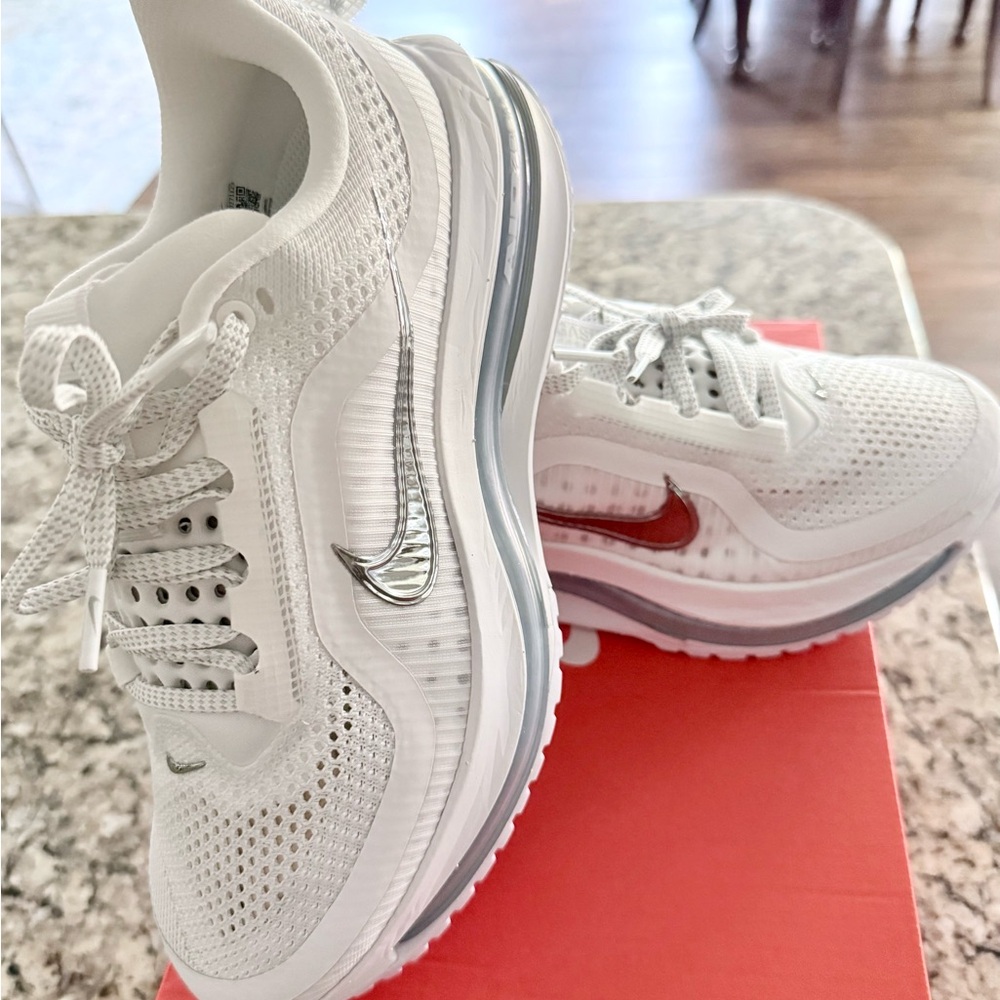 Brand New*Newly Released*Nike Women's Pegasus Premium